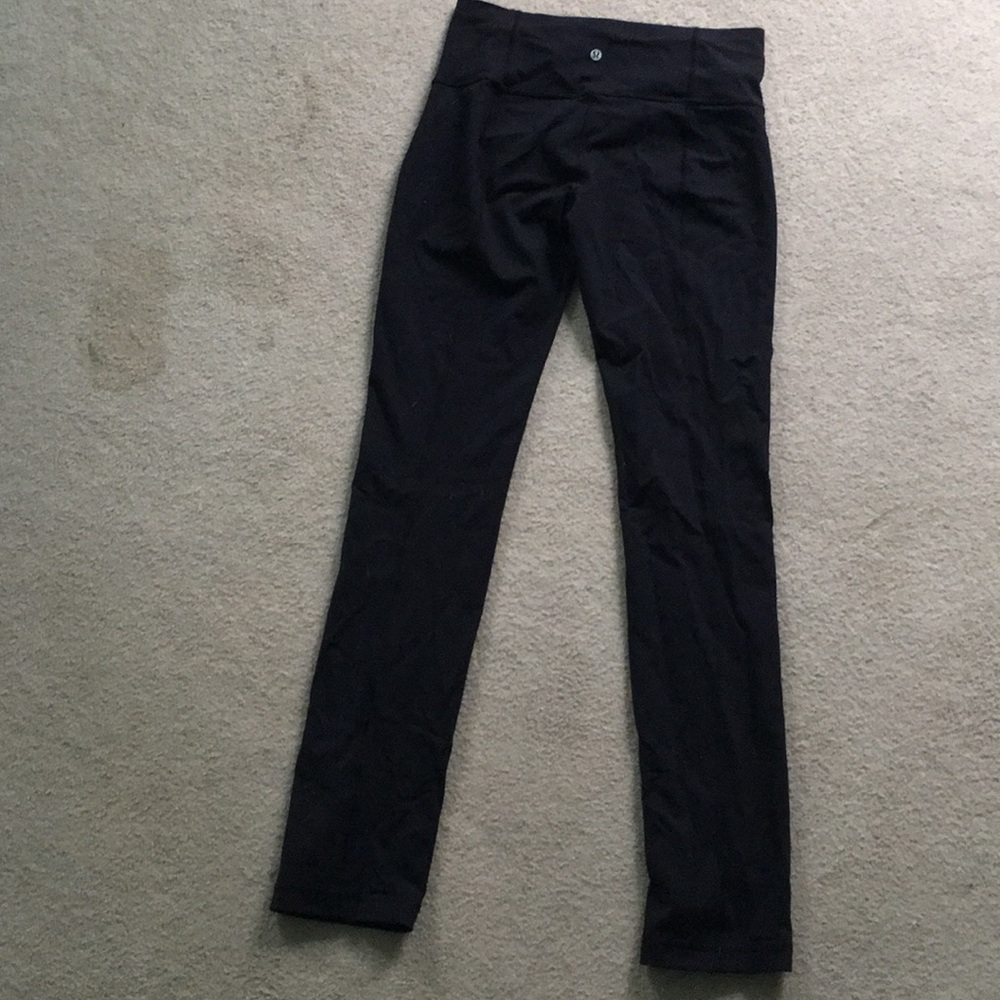 Black lululemon leggings